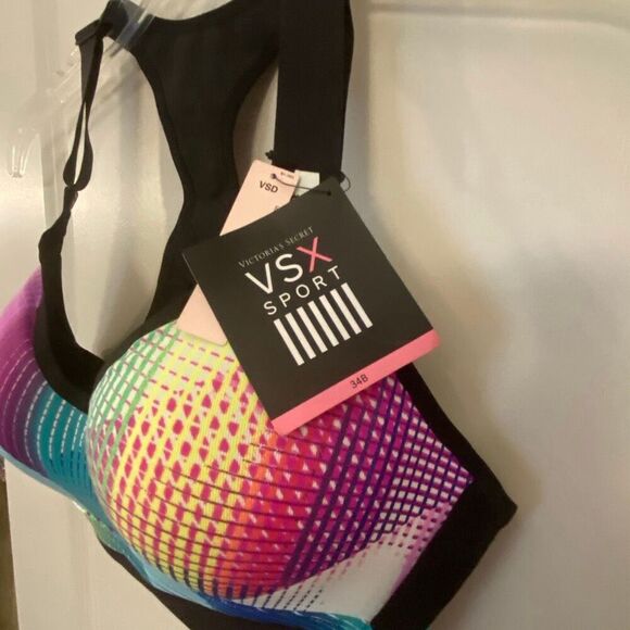 Victoria’s Secret sports bra, Incredible sports bra, size 34B - Picture 4 of 7